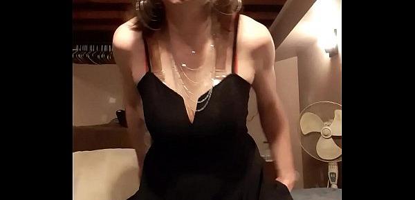  Sexy black dress